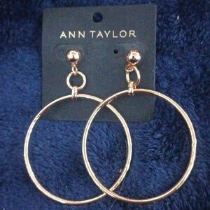 Ann Taylor Dangle Hoop earrings